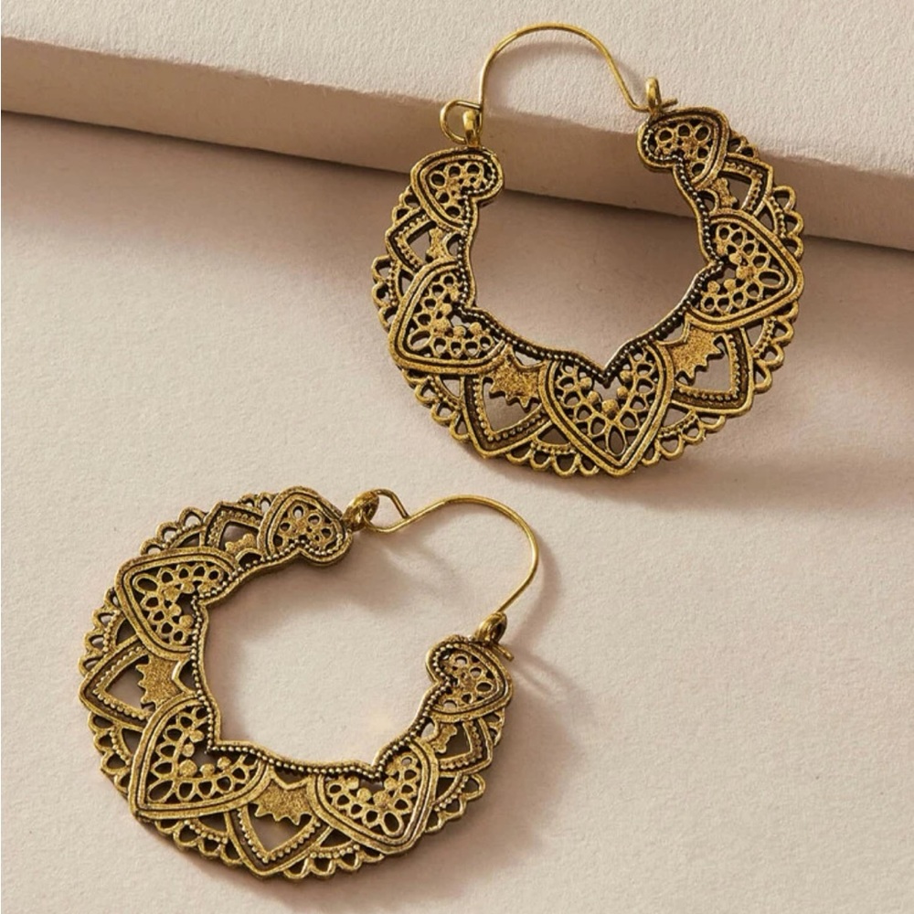 🎉 New Golden Aztec Style Statement Earrings